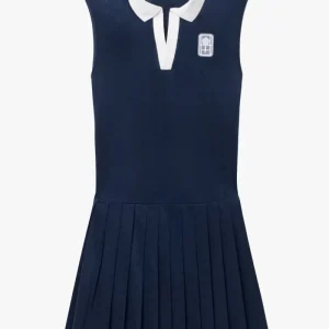 ULTRA-DRY TENNIS HERITAGE BADGE ACCENT DRESS WITH LINER