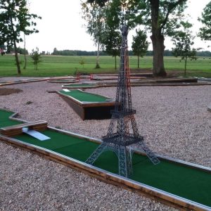 *Profesjonell WMF – Minigolf Bane -Treramme & Filt -18 hull