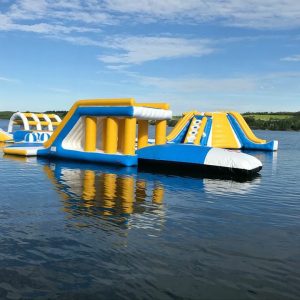 Hoppetårn med katapult-pute –  11L*3W*2.8H m